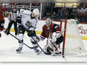 Kings-Coyotes-Hockey_Stei