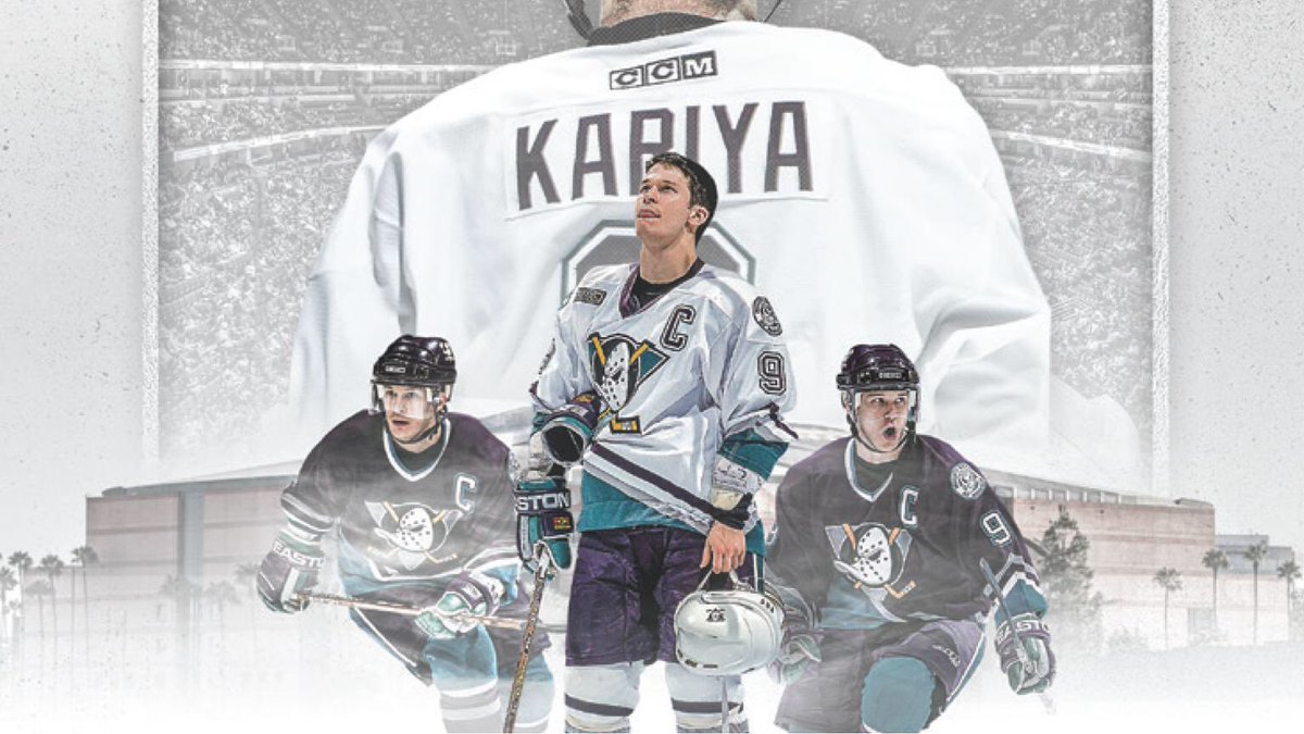Paul Kariya's emotional jersey retirement included players warming up in  his iconic #9 - Article - Bardown